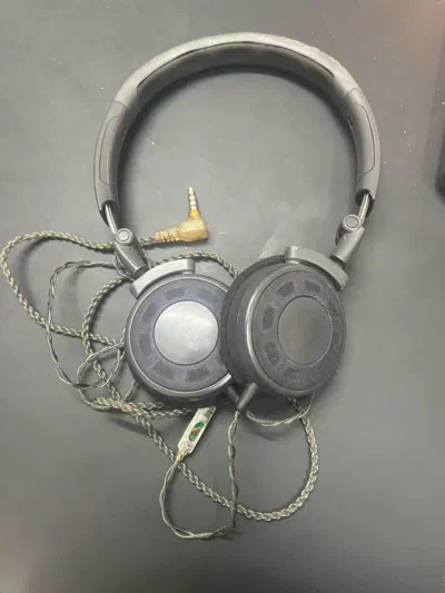 The trusty AKG-K420